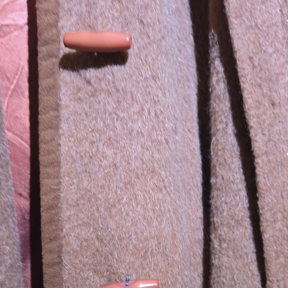 Elegant Tan Wool Trench Coat - Picture 4 of 8